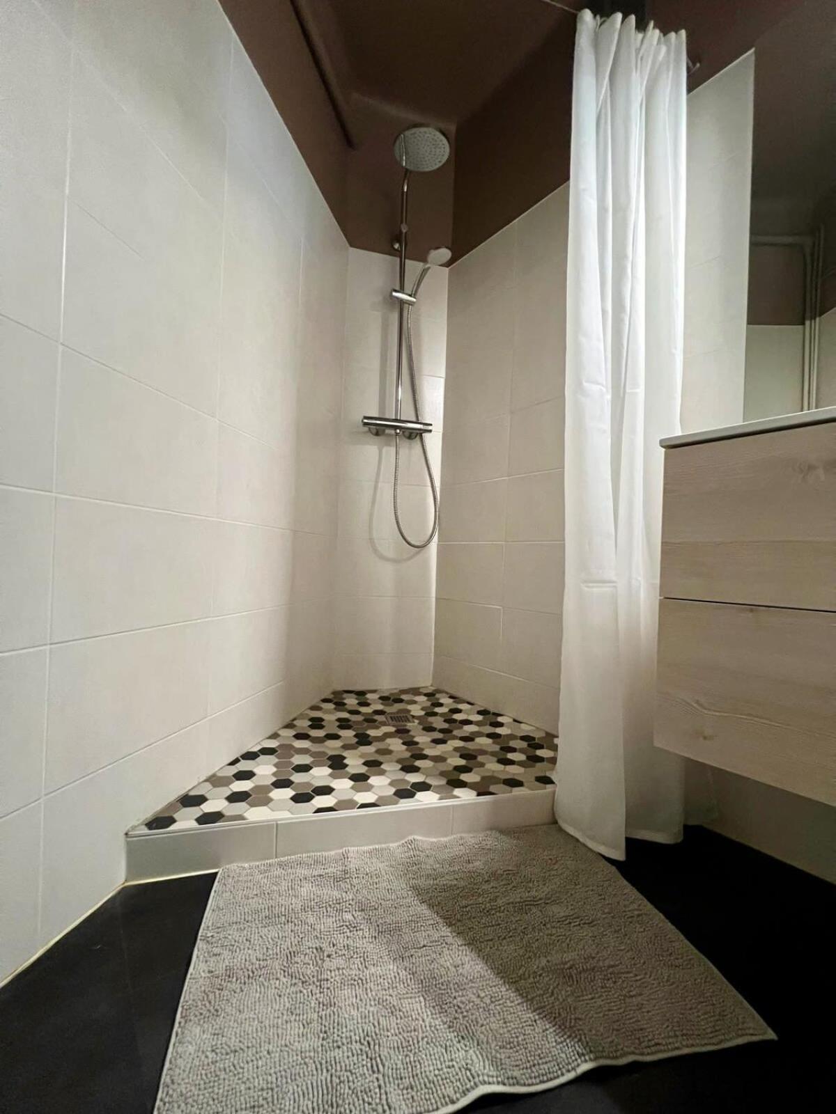 Casa Brune - T3 En Centre Ville - Proche Gare Бриве-ла-Гаилларде Экстерьер фото
